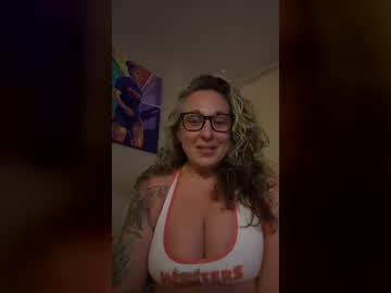 aliengirlmerc